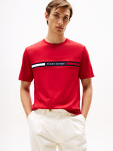 Carica l'immagine nel visualizzatore di Gallery, T-Shirt Tommy Hilfiger XXS