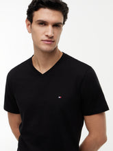 Carica l'immagine nel visualizzatore di Gallery, T-Shirt Tommy Hilfiger XXS
