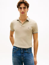 Carica l'immagine nel visualizzatore di Gallery, Polo Tommy Hilfiger XXS