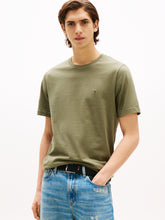 Carica l'immagine nel visualizzatore di Gallery, T-Shirt Tommy Hilfiger XXS