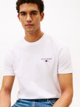 Carica l'immagine nel visualizzatore di Gallery, T-Shirt Tommy Hilfiger XXS