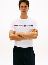 Carica l'immagine nel visualizzatore di Gallery, T-Shirt Tommy Hilfiger XXS