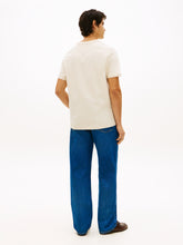 Carica l'immagine nel visualizzatore di Gallery, T-Shirt Tommy Hilfiger XXS