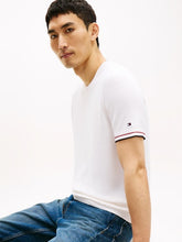 Carica l'immagine nel visualizzatore di Gallery, T-Shirt Tommy Hilfiger XXS