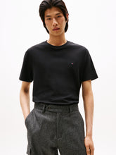 Carica l'immagine nel visualizzatore di Gallery, Maglia Tommy Hilfiger XXS
