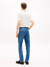 Carica l'immagine nel visualizzatore di Gallery, Jeans Tommy Hilfiger 28
