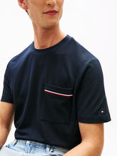 Carica l'immagine nel visualizzatore di Gallery, T-Shirt  Tommy Hilfiger XXS
