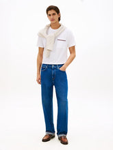 Carica l'immagine nel visualizzatore di Gallery, T-Shirt  Tommy Hilfiger XXS
