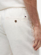 Carica l'immagine nel visualizzatore di Gallery, Bermuda Tommy Hilfiger 28
